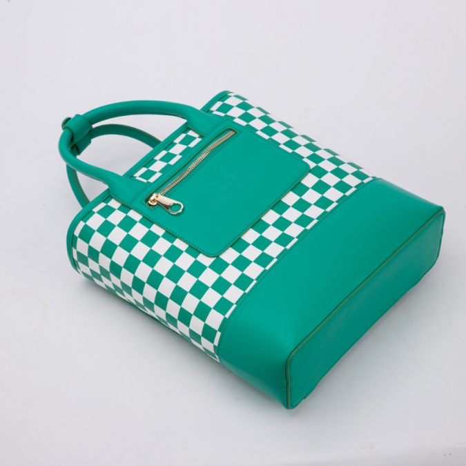 mochila xadrez verde claro 